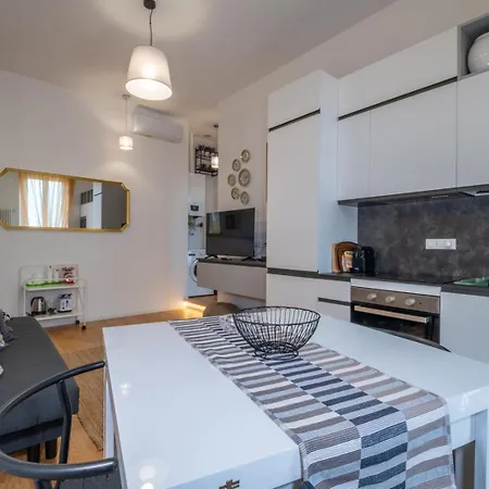 Apartment Ht Siesta Sistina Rom